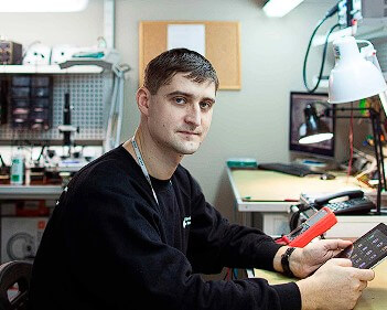 Мастер сервисного центра по ремонту техники Hoverbot